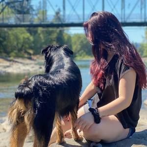 Meet your Posher, Marissa